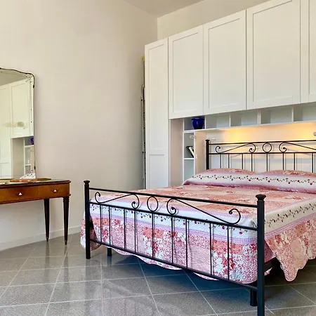 Apartment Domus Garibaldi - Puglia Mia Monopoli