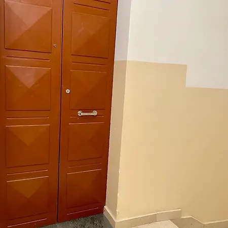 Domus Garibaldi - Puglia Mia Apartment